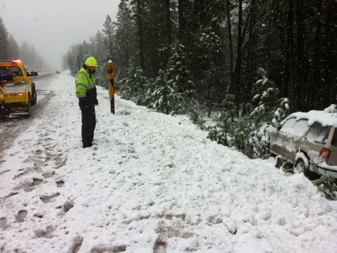 Keith's Towing recovery operation in snowy conditions